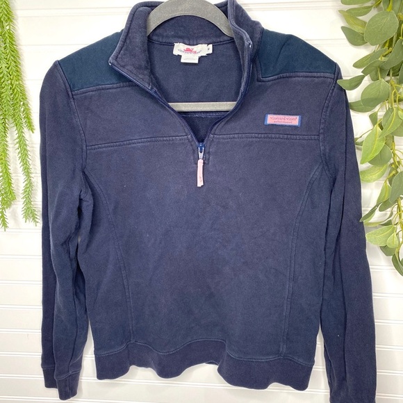 Vineyard Vines Tops - Vineyard vines pullover